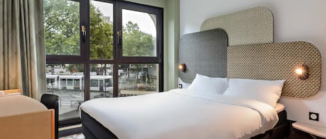 Tweepersoonskamer, niet-roken | Luxe beddengoed, een kluis op de kamer, een bureau, geluiddichte muren