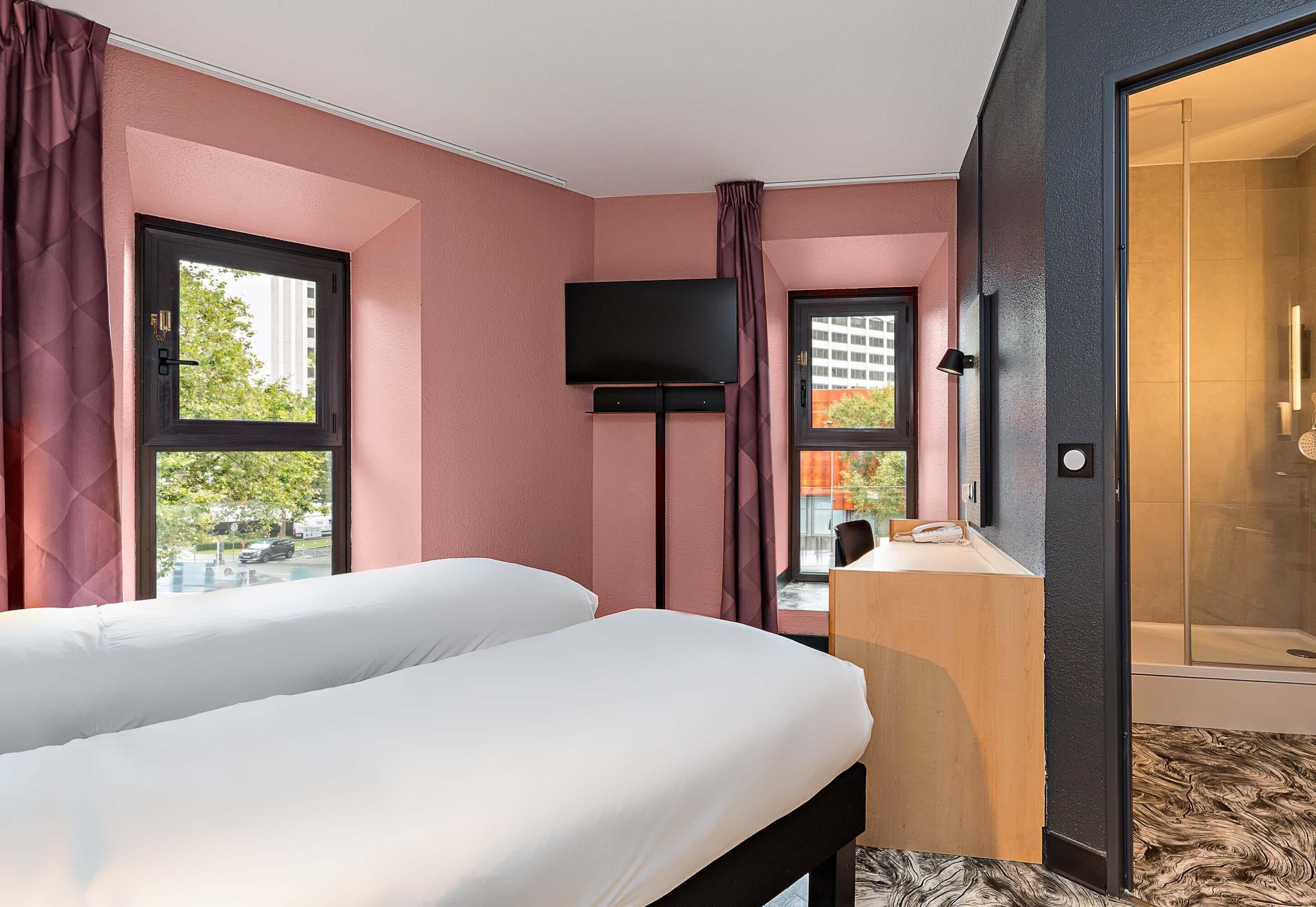 Camera con 2 letti singoli, non fumatori | Biancheria da letto di alta qualità, una cassaforte in camera