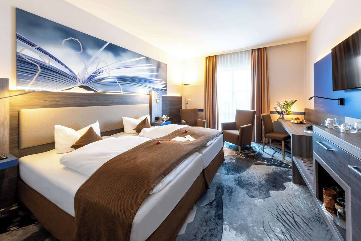 Habitación estándar, 1 cama doble | Minibar, caja fuerte, cortinas opacas y sistema de insonorización