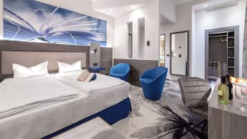 Executive-Zimmer, 1 Doppelbett, Blick auf den Innenhof | Allergikerbettwaren, Minibar, Zimmersafe, Verdunkelungsvorhänge
