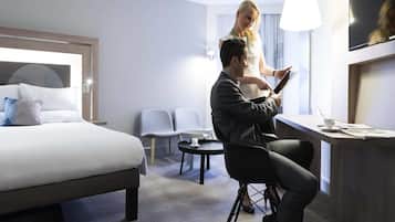 Literie de qualité supérieure, coffres-forts dans les chambres, bureau