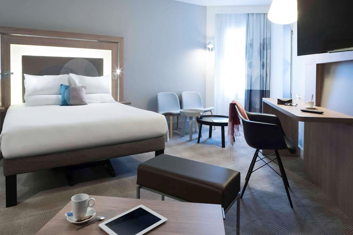 Executive Double Room, 1 Queen Bed with Sofa bed