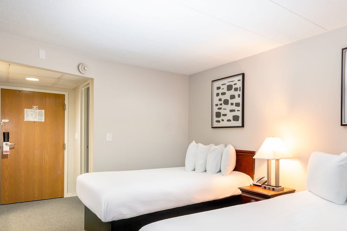 Double Room, Non-Smoking | Premium bedding, memory foam beds, individually furnished, desk