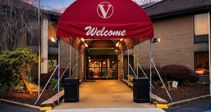 The View Inn & Suites