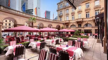 3 restaurants, lunch, dinner served; Japanese cuisine