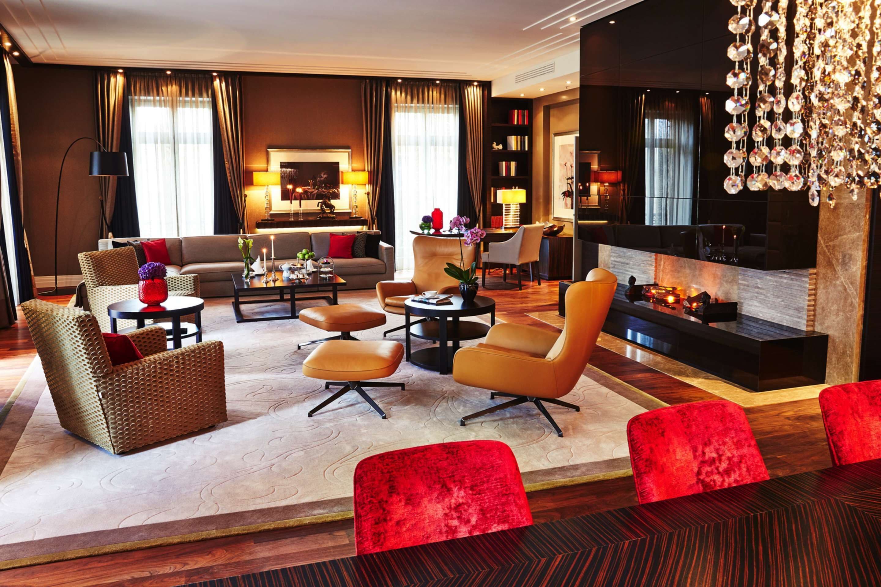 1 bedroom, premium bedding, minibar, in-room safe