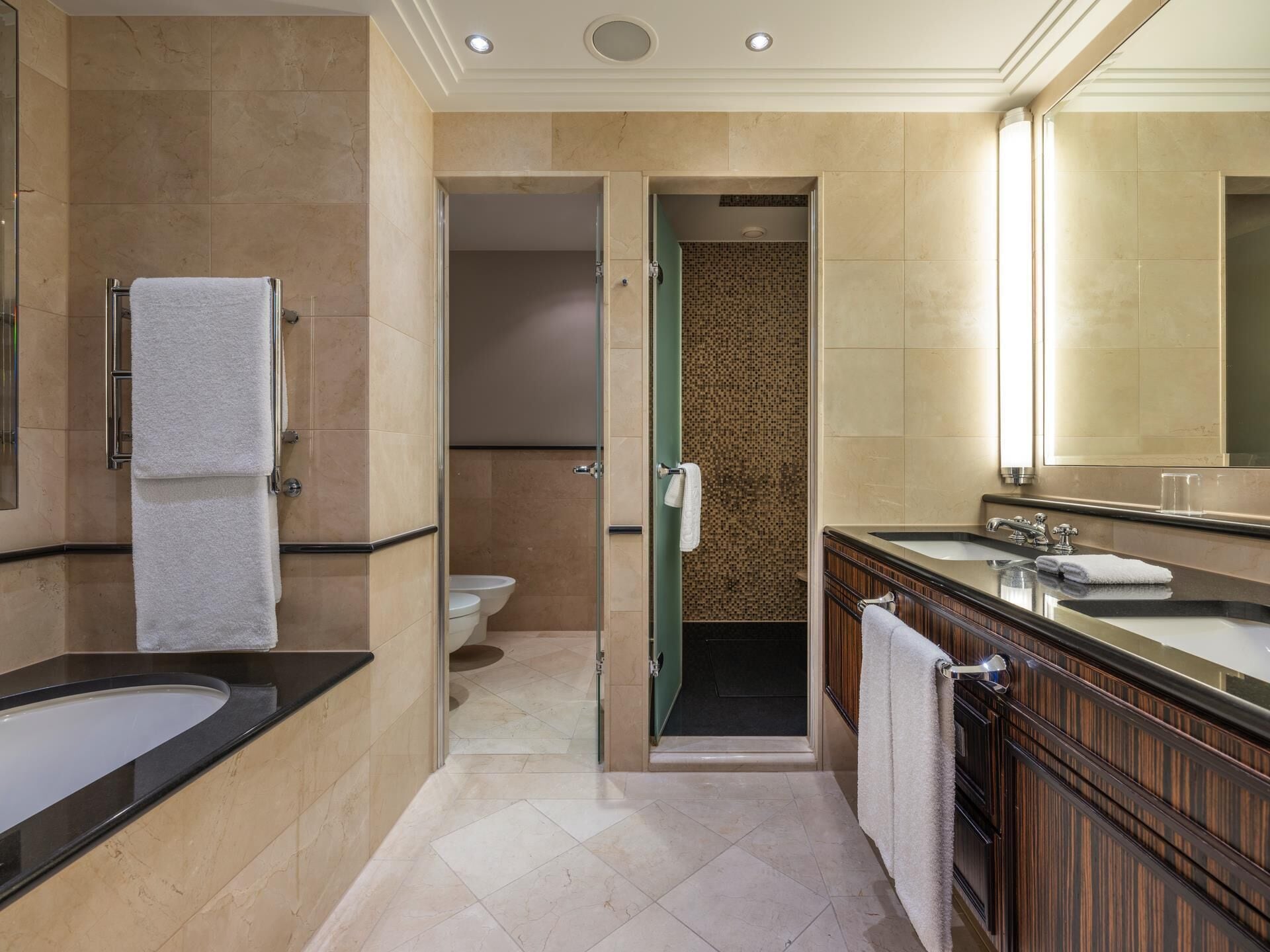 Studio Suite | Premium bedding, free minibar, in-room safe, individually decorated