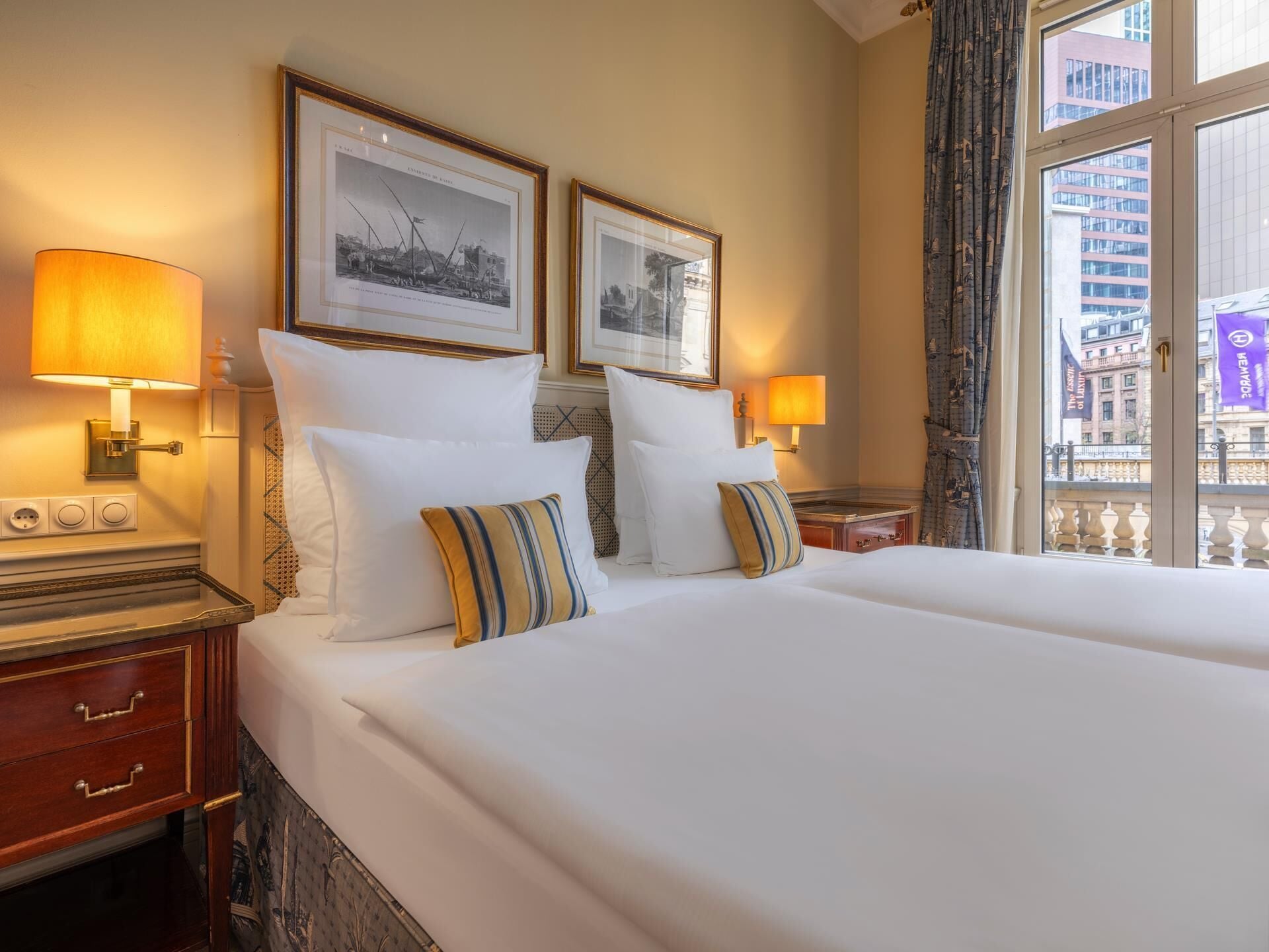 Studio suite | Luxe beddengoed, een minibar, een kluis op de kamer