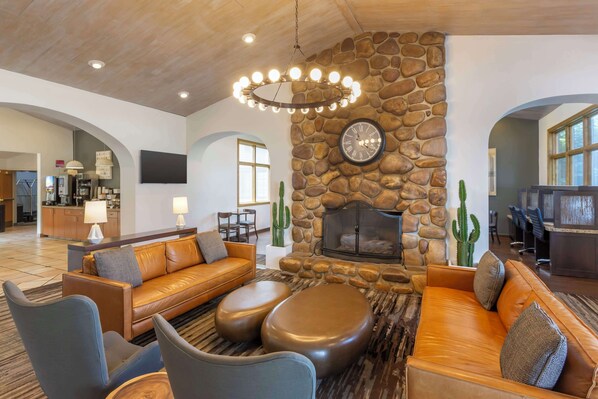 Lobby - Best Western Plus Cottontree Inn (North Salt Lake)