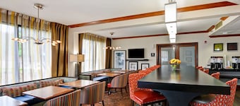 曼非斯 - 波普拉希爾頓歡朋飯店