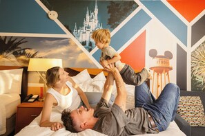 Room, 2 Queen Beds, Non Smoking | Property amenity