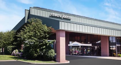 Howard Johnson by Wyndham Evansville East