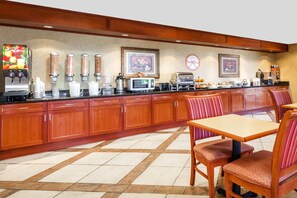 Free daily continental breakfast 