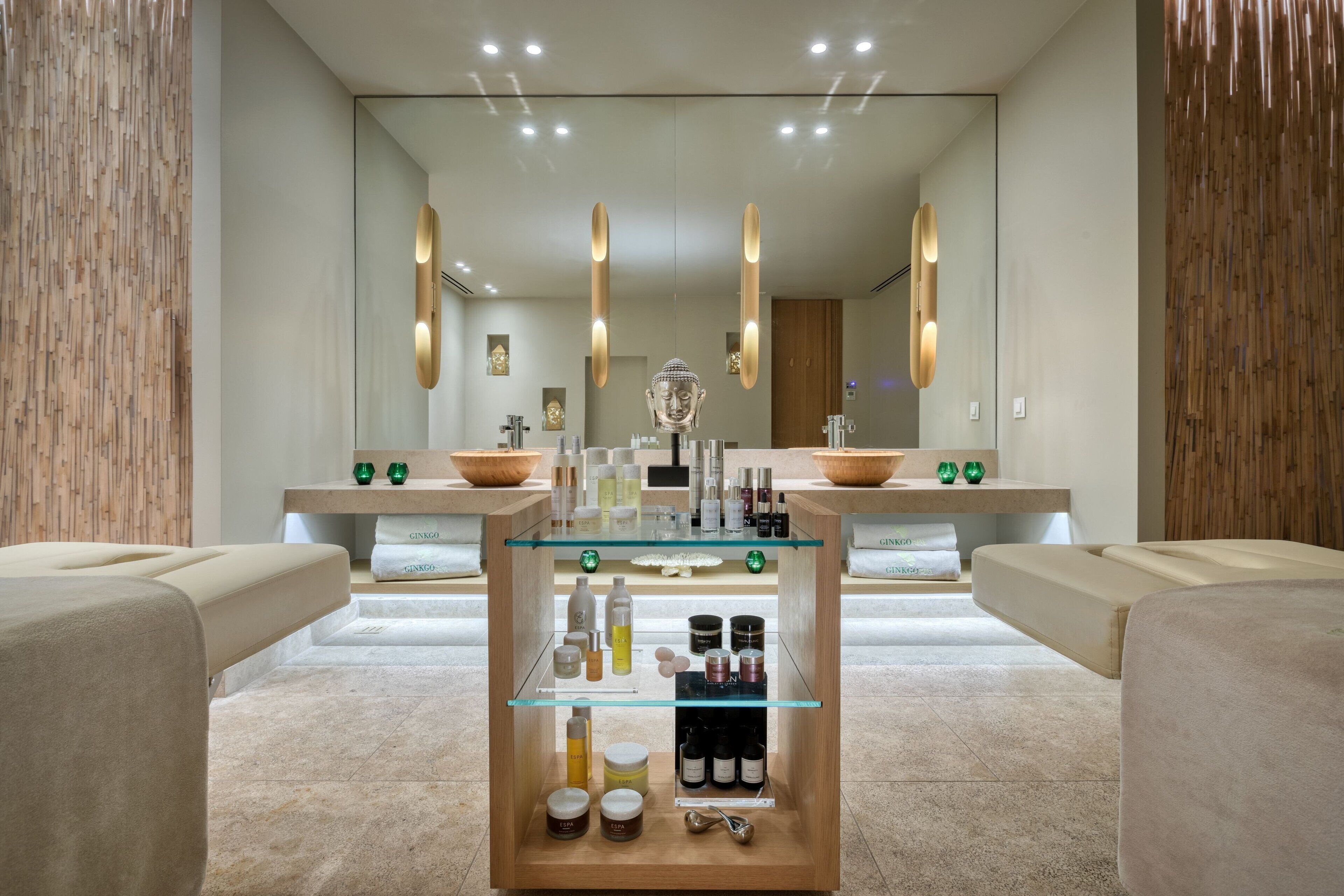 Sauna, steam room, Turkish bath, body treatments, aromatherapy