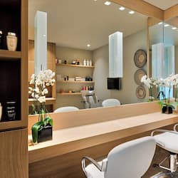 Sauna, steam room, Turkish bath, body treatments, aromatherapy