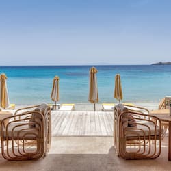 Private beach, sun loungers, beach umbrellas, beach towels