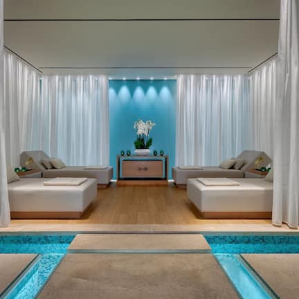 Sauna, steam room, Turkish bath, body treatments, aromatherapy