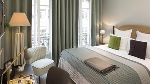 Room - Le Petit Chomel (Paris)