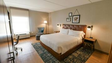 Premium bedding, pillowtop beds, in-room safe, desk