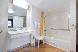 Baño para personas con discapacidad