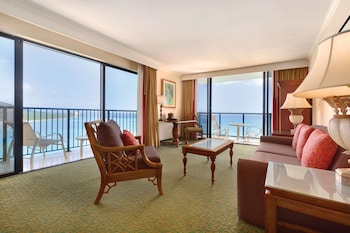 Club Room, 2 Bedrooms, Oceanfront (2 King Beds) | Premium bedding, in-room safe, desk, blackout drapes at OUTRIGGER Waikiki Beach Resort