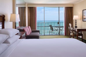 Premium bedding, in-room safe, desk, blackout drapes