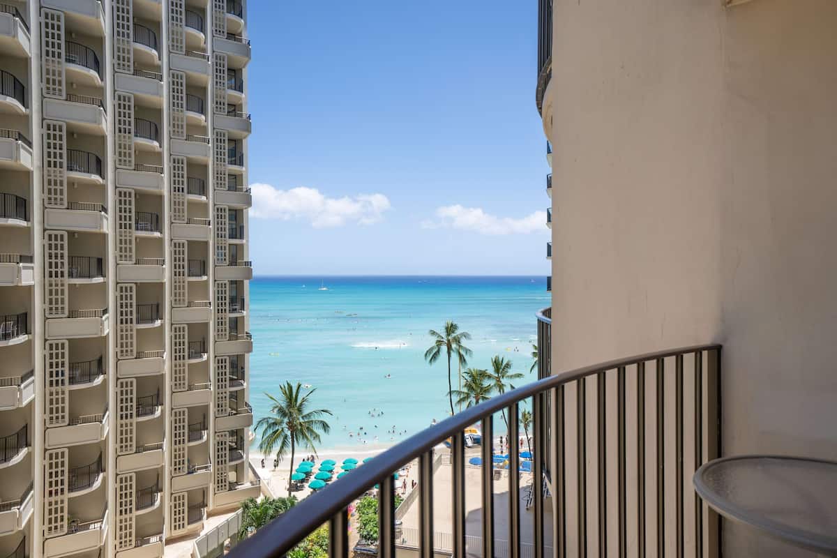 Club Room, 1 Queen Bed, Partial Ocean View | View from room