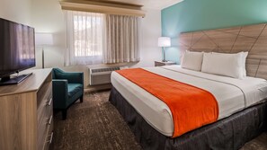 Business Suite, 1 King Bed, Non Smoking, Refrigerator & Microwave | Desk, blackout drapes, iron/ironing board, free cribs/infant beds