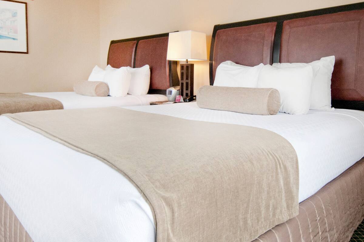 In-room safe, desk, laptop workspace, iron/ironing board
