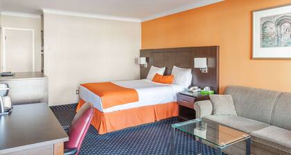 Knights Inn North Bay