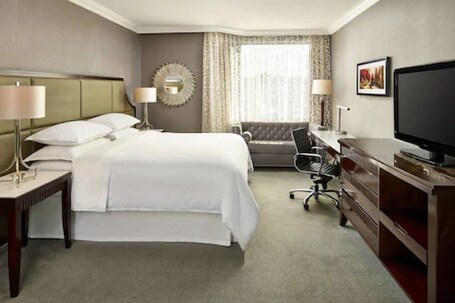Sheraton Hamilton Hotel - Image 3
