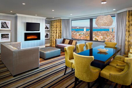 Sheraton Hamilton Hotel - Image 19