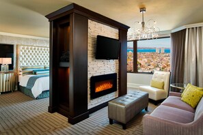 Executive Suite, 1 King Bed, Lake View | Premium bedding, in-room safe, desk, blackout drapes
