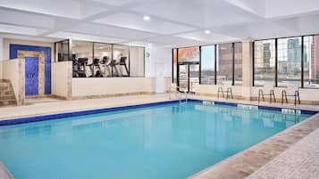 Indendørs pool