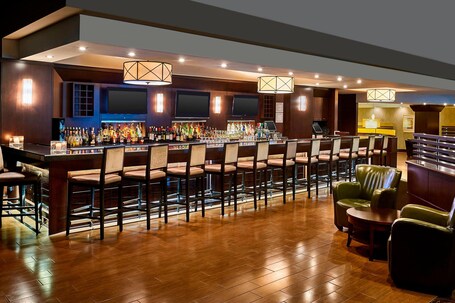 Sheraton Hamilton Hotel - Image 9