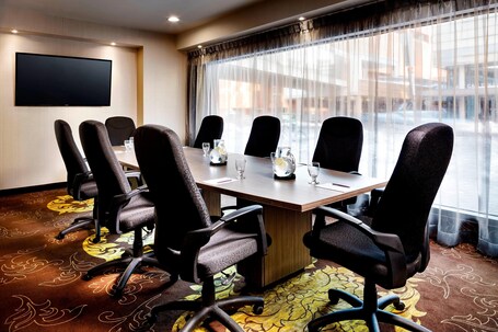 Sheraton Hamilton Hotel - Image 37