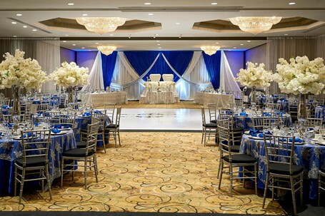Sheraton Hamilton Hotel - Image 59