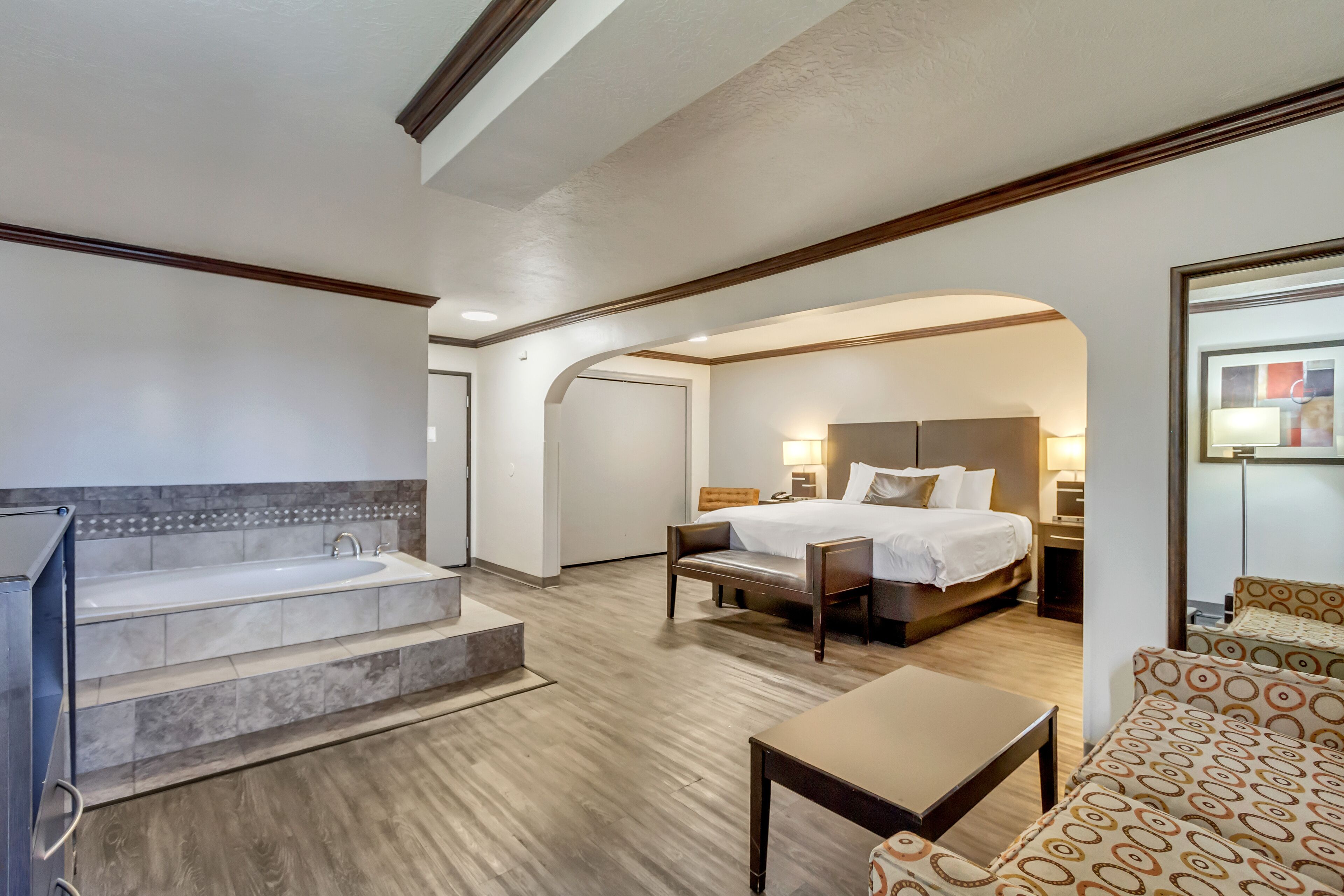 Premium bedding, individually decorated, individually furnished, desk