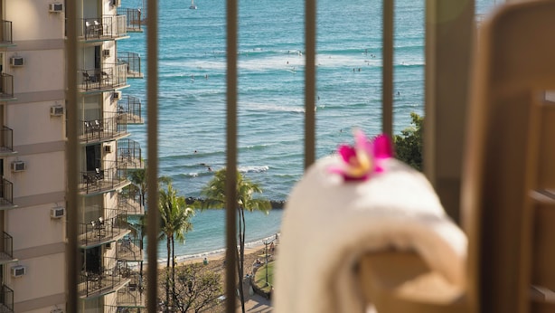 Room, Partial Ocean View | In-room safe, desk, laptop workspace, blackout drapes - Waikiki Resort Hotel (Honolulu)
