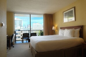 Superior Room, 1 King Bed with Sofa bed | 1 bedroom, in-room safe, desk, laptop workspace