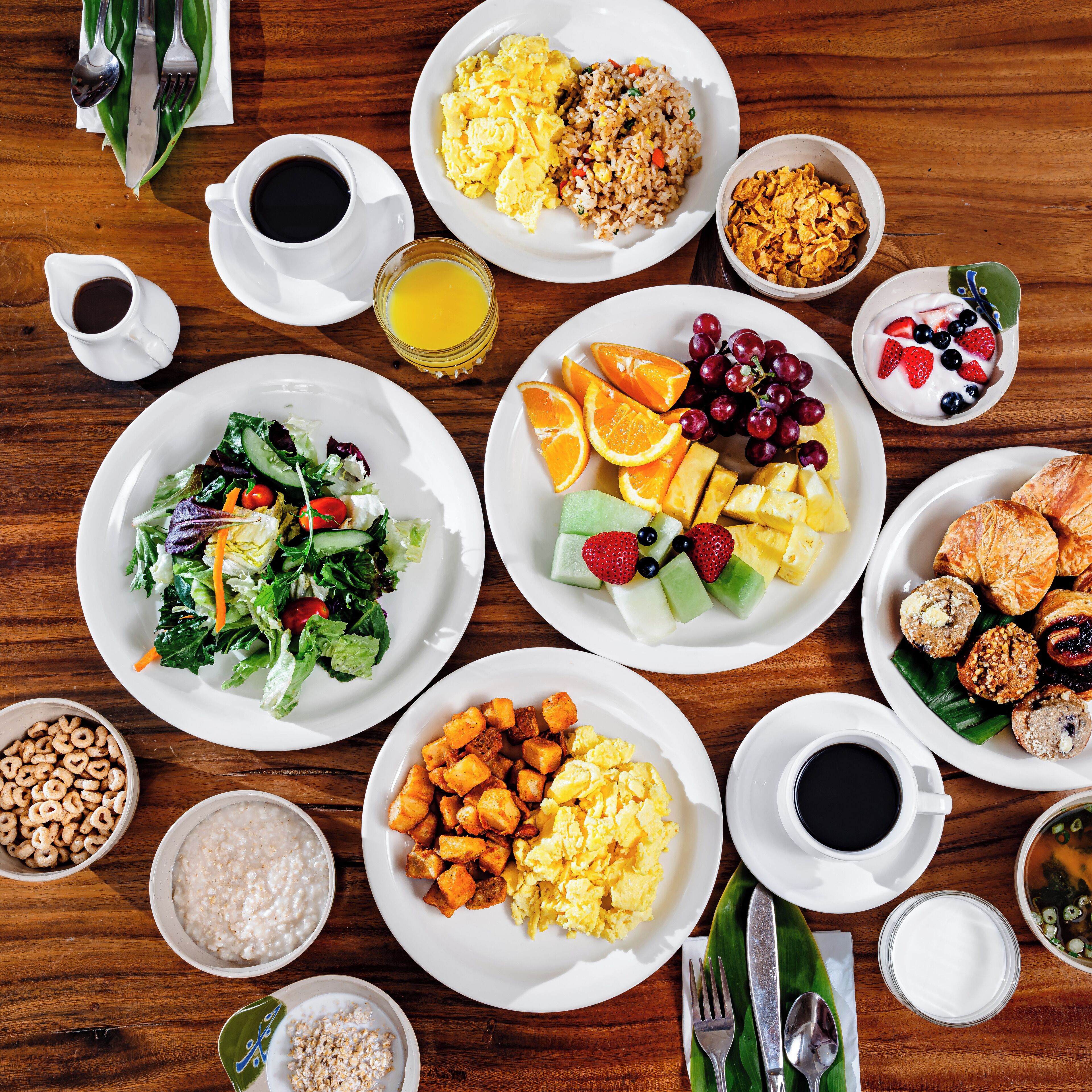 Dagelijks ontbijtbuffet (USD 23.74 per persoon)