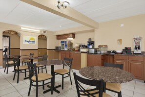 Café da manhã continental grátis todos os dias