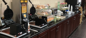 Quality Inn Mill Hall - Lamar