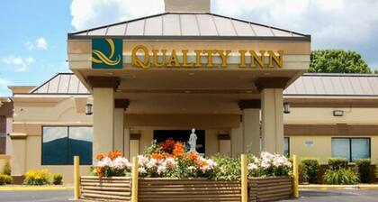 Quality Inn Mill Hall - Lamar