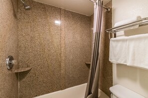 Hair dryer, towels - Motel 6 Grove City, OH (Grove City)