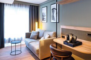 Superior Triple Room | Hypo-allergenic bedding, minibar, desk, laptop workspace