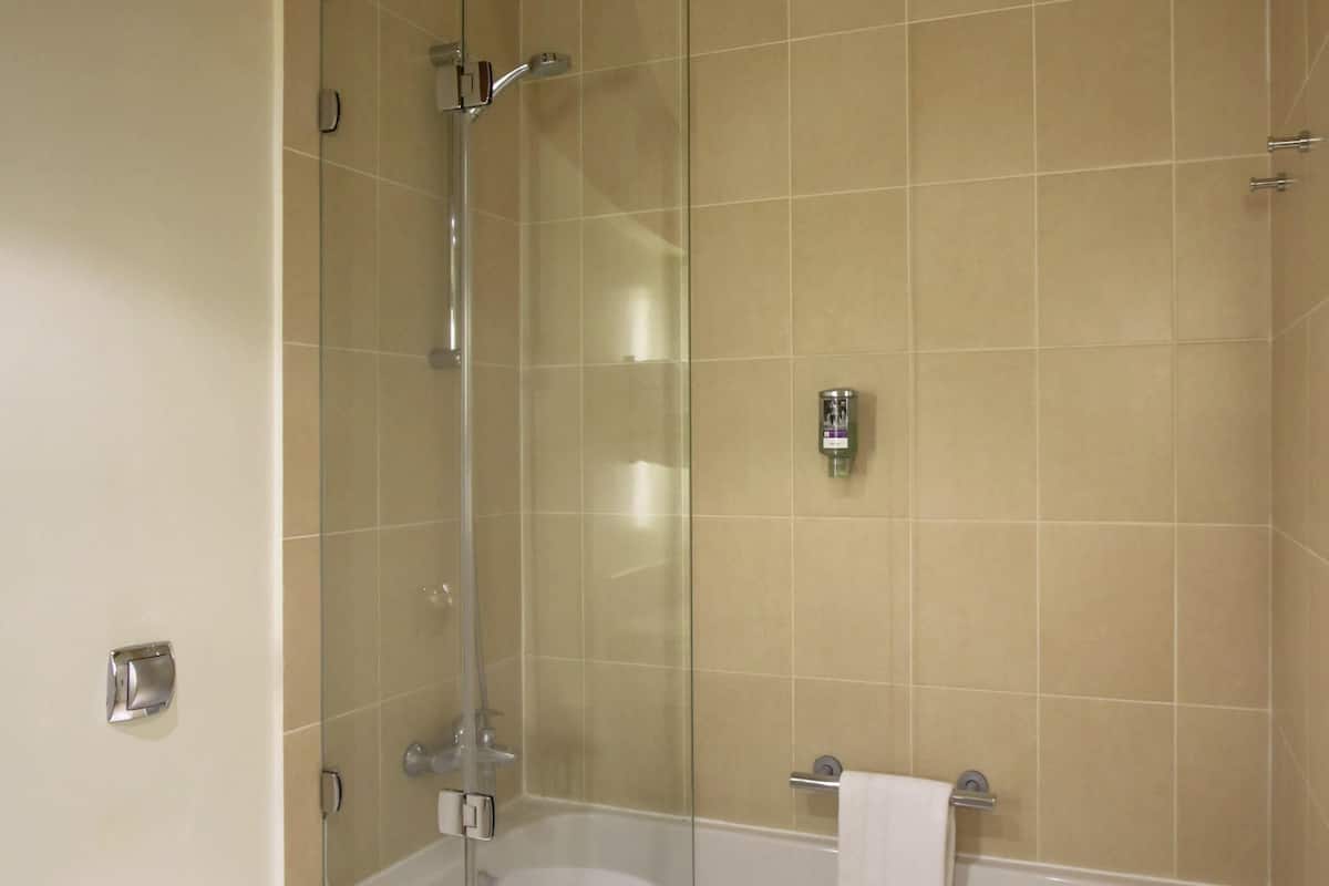 Premium bedding, pillow-top beds, minibar, in-room safe