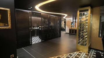 Breakfast, lunch, dinner served; French cuisine