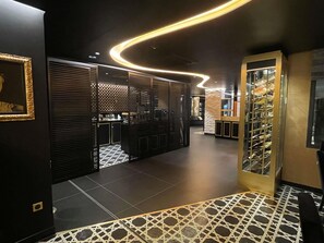 Frühstück, Mittagessen, Abendessen, französische Küche 