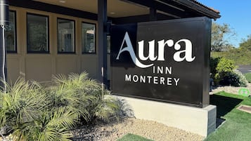 Fachada da propriedade